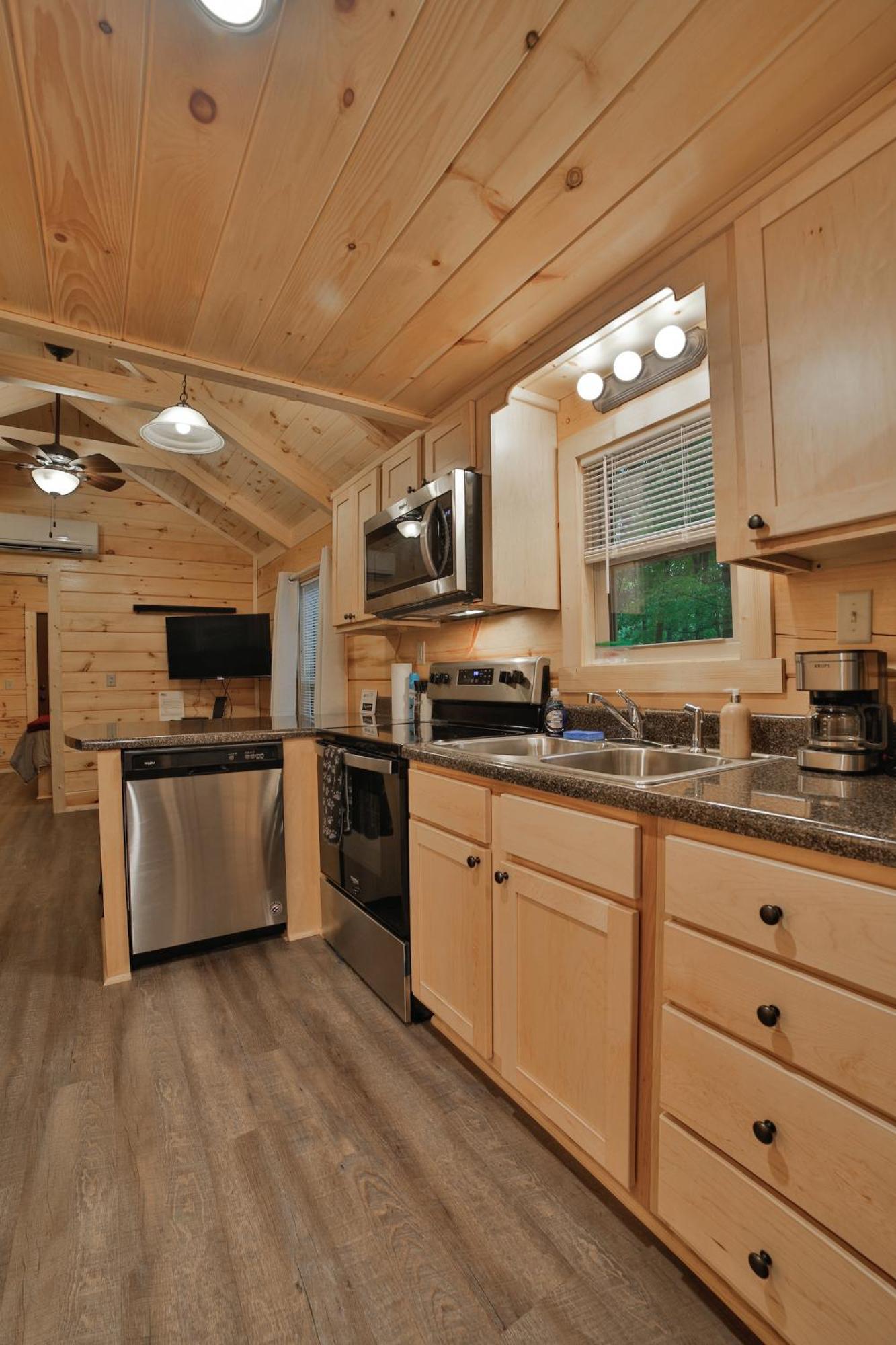 Martha Cabin Tiny Cabin By Downtown 查塔努加 外观 照片